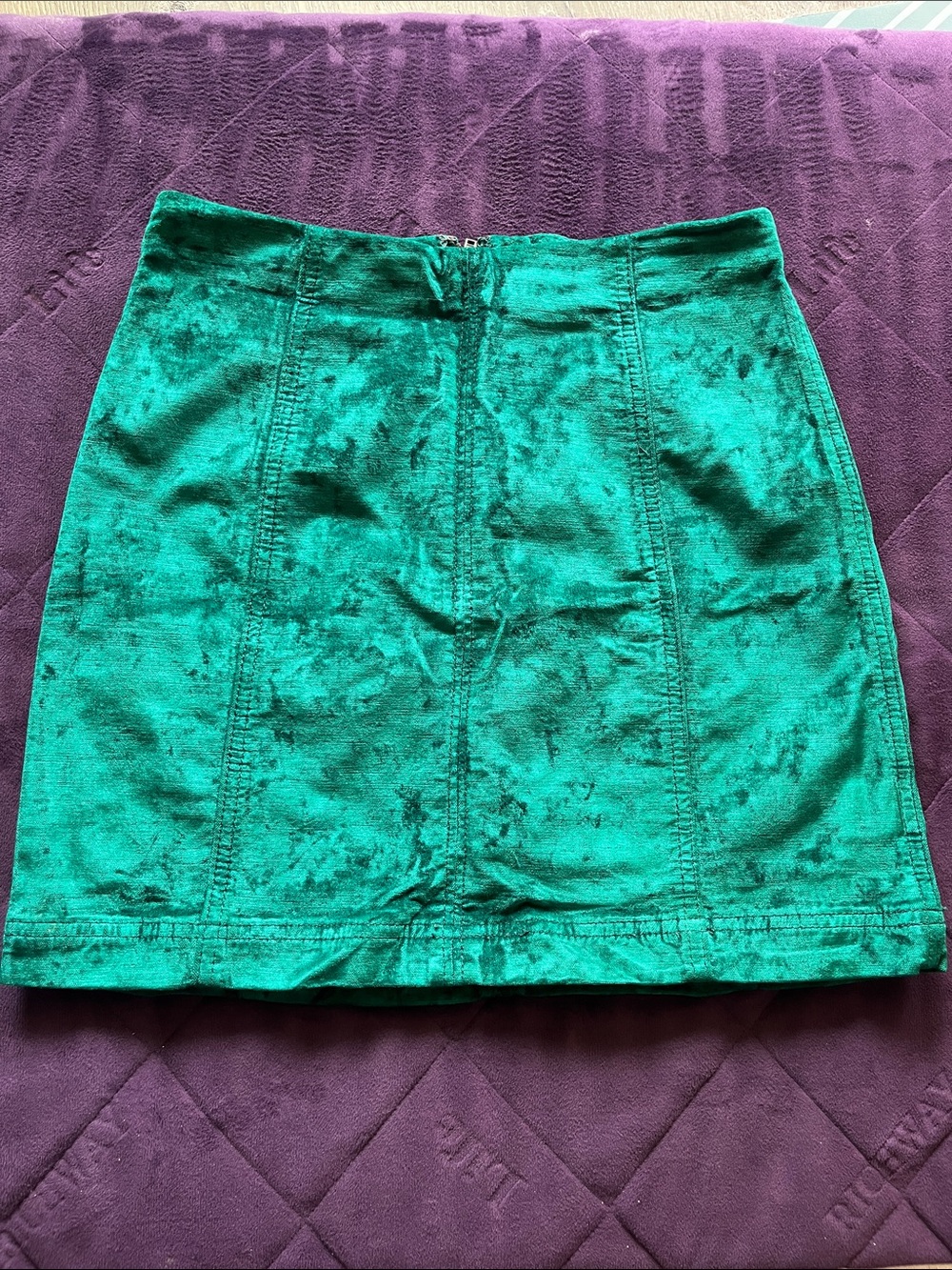 NWOT Free People Emerald green Velvet Mini Skirt sz. 2